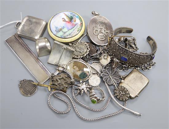 Mixed jewellery and silver including an enamelled compact(a.f.), silver travelling watch, silver vesta, Scottish hardstone axe. etc.